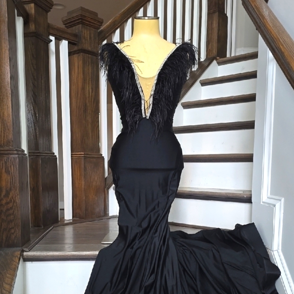 Elegant Black Evening Gown